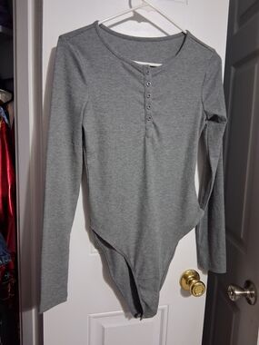 SHEIN Gray Long Sleeve Henley Bodysuit
